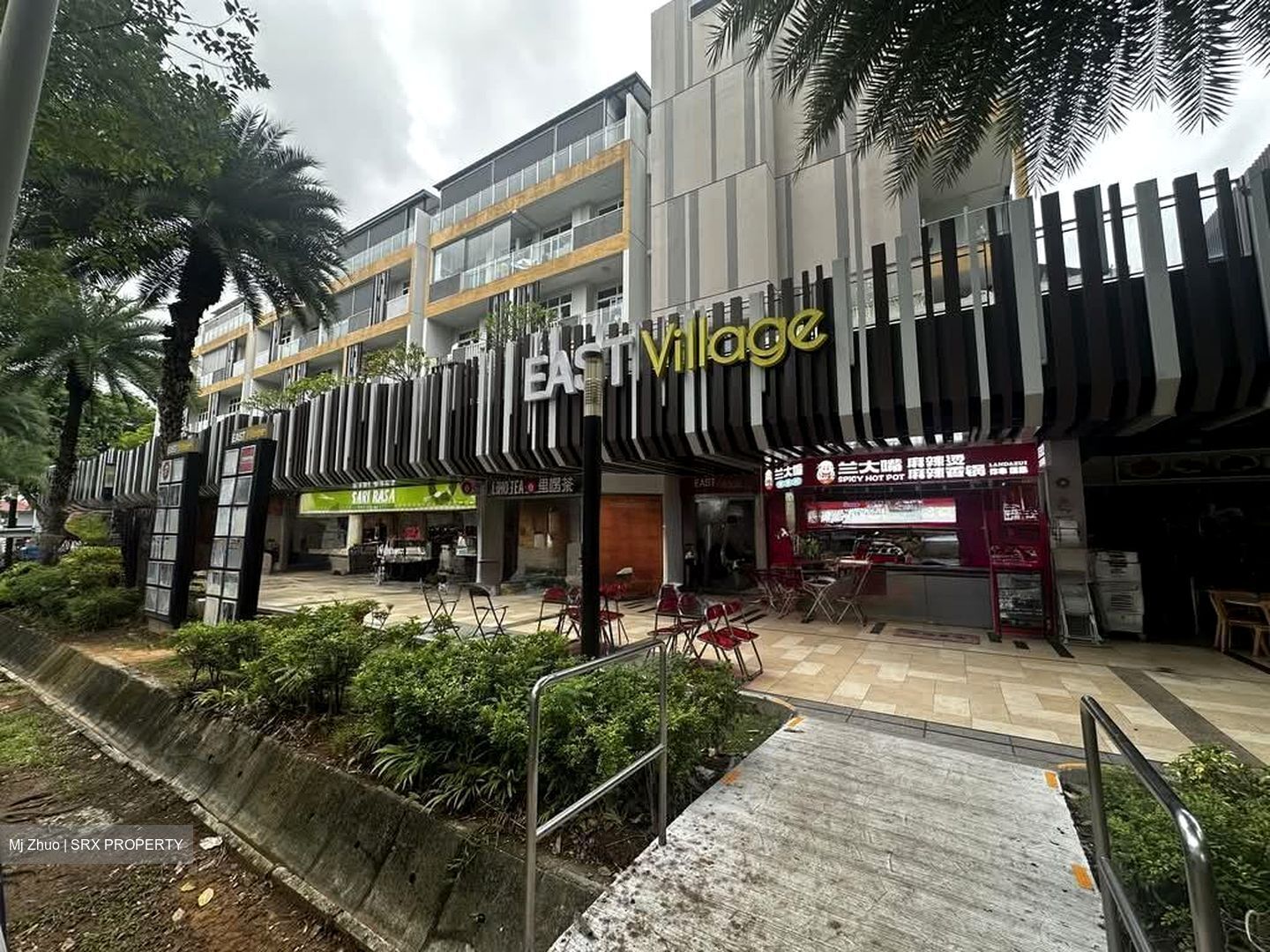 East Village (D16), Retail #578522941